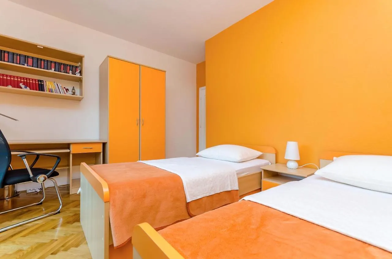 Apartments Doric 슬라티네 크로아티아