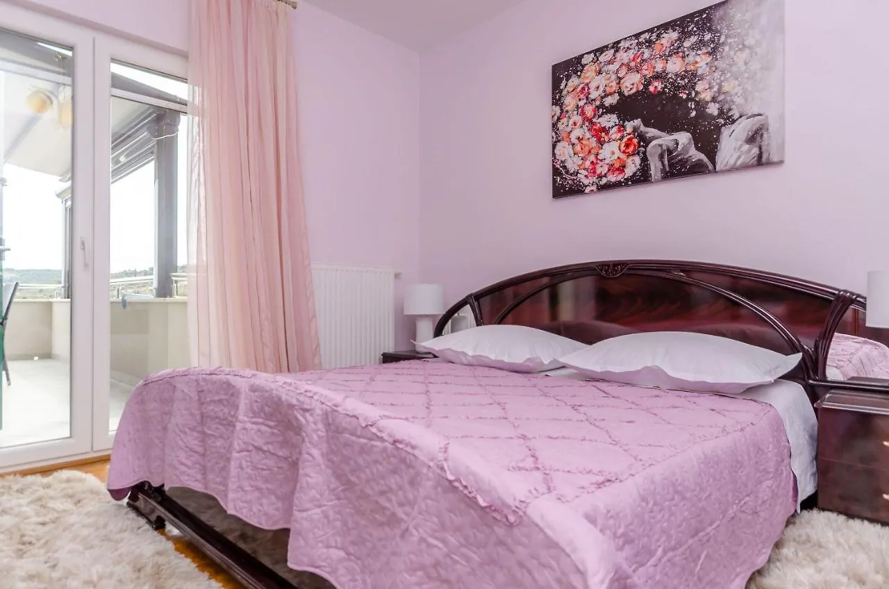 Apartments Doric Slatine 0*,  Croatia