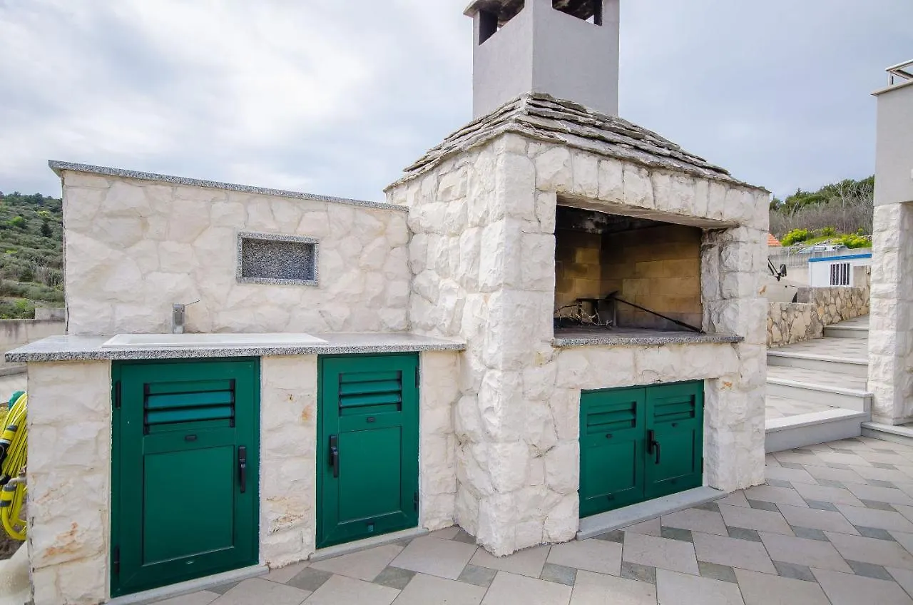 Apartments Doric Slatine 0*,  Croatia